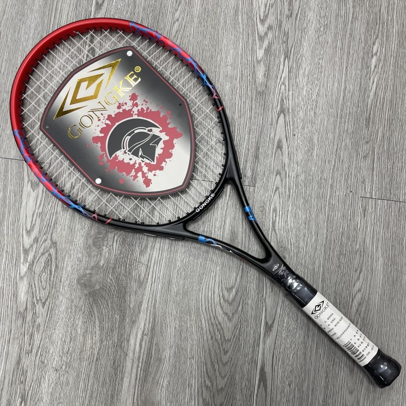 Conquer tenis raketa, okvir od aluminijskog legura, težina 95-100 g, ručka G5, ravna osovina