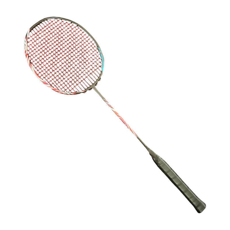 Raketa za badminton, karbonsko vlakno okvir, težina 80–84 g, horizontalni udar, srednja tvrdoća, držač G5