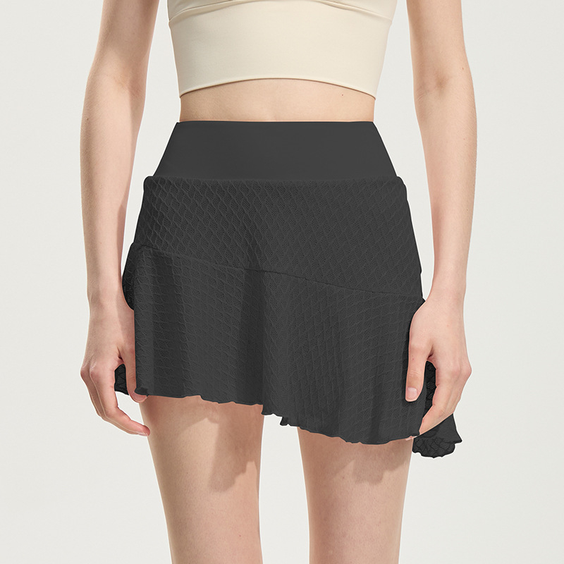 Beépített rövidnadrágos szoknya, magas derékkal a haskontrollért, gyorsan száradó és átlátszatlan; anyag: poliészter-spandex 97%/3%, bélés: nylon-spandex 80%/20%.