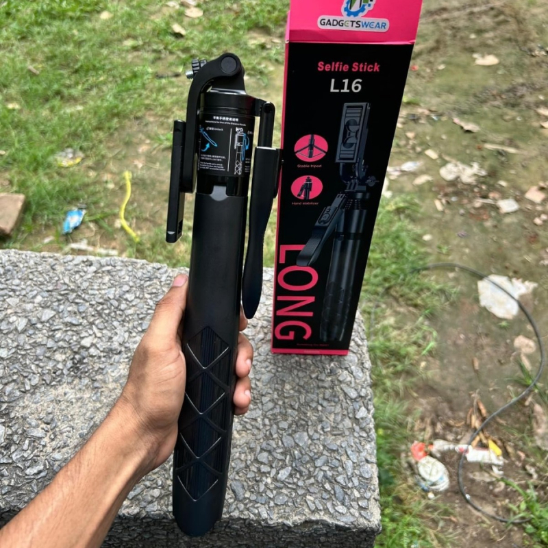 L16 Bluetooth selfie štap s 360° rotacijom, težina 510 g