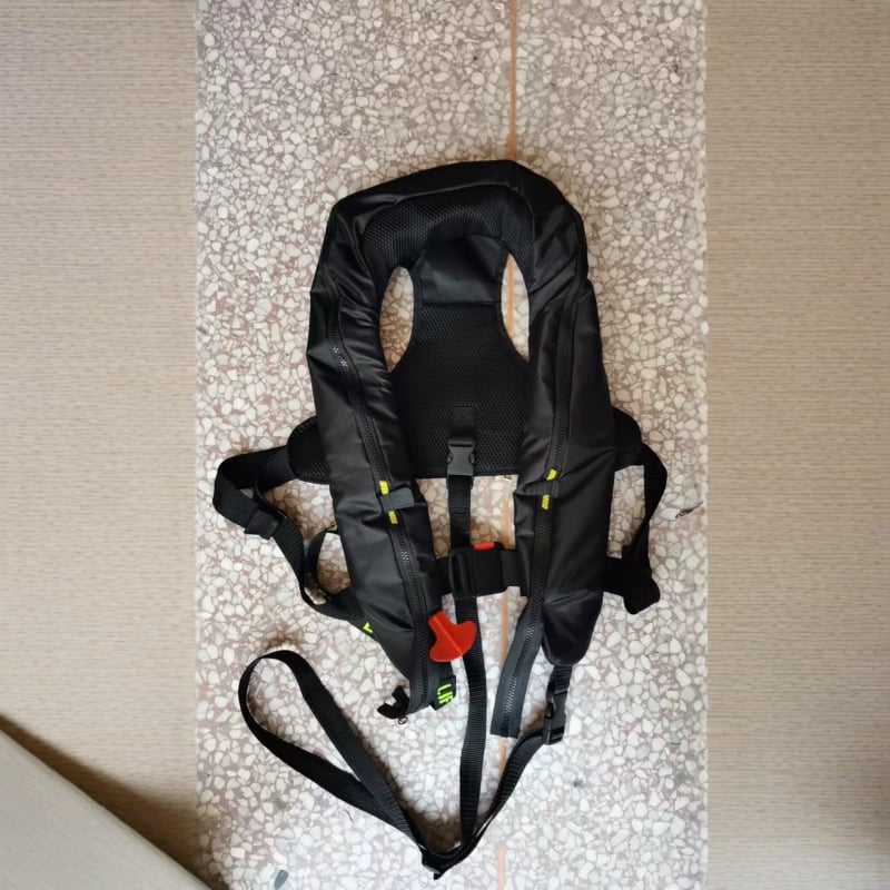 Miaoshun odrasla nafukiva životna jakna - potpuno automatska, lagana za nošenje, za ribolov i plivanje - Model Ms-cqjsy-03, Podrijetlo Jiangsu, Kina