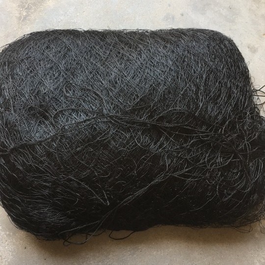 Junhongtu mreža za odvračanje ptica za aerodrome, poljoprivredu, pašnjake i šume — najlon vlakno, oka 4x4 mm, promjer žice 210d, vijek trajanja 2 godine