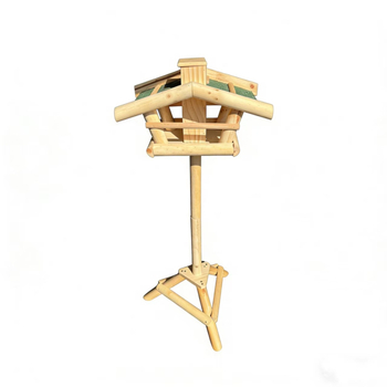 Ghiveci din lemn pentru decor exterior