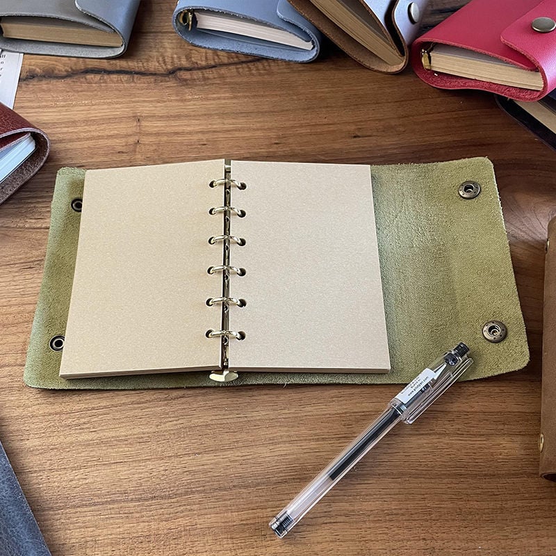 Bilježnica Unique — kožna korica, binder stil, papir od drvene mase 75 g/m², japansko-korejski stil