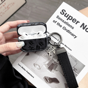 Premium plišani sivi kućište za AirPods Pro 3 (4. generacija) s tekstom sreće, otporno na padove