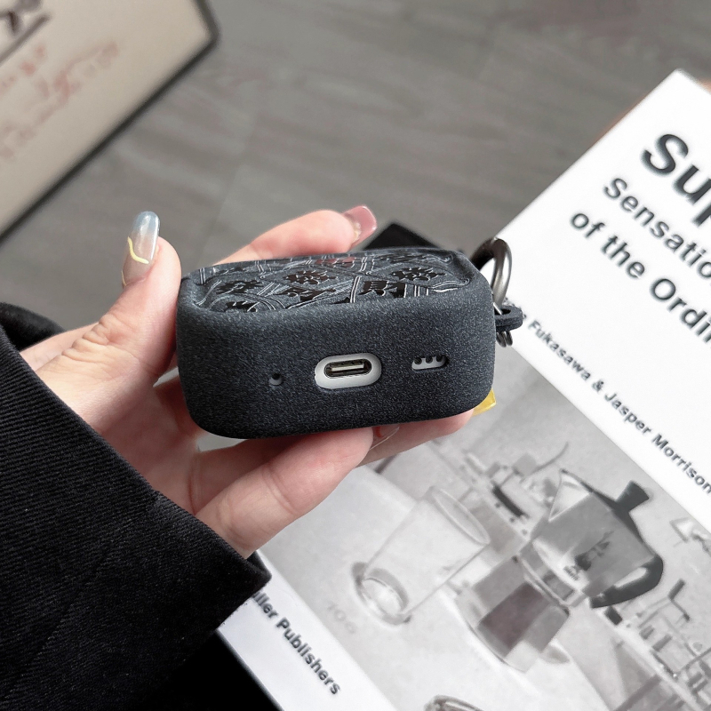 Premium plišani sivi kućište za AirPods Pro 3 (4. generacija) s tekstom sreće, otporno na padove