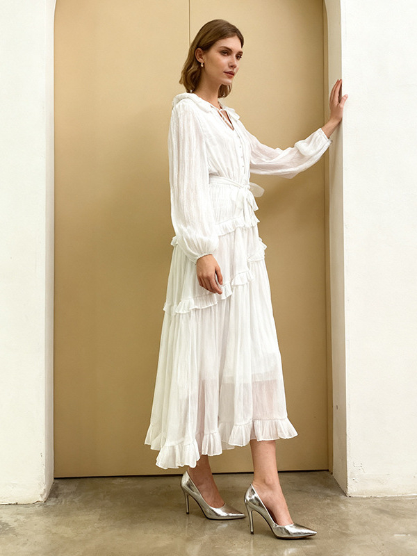 Rochie cu stil neregulat, decolteu în V, mâneci lungi, talie înaltă, poliester flexibil (toamna 2025)