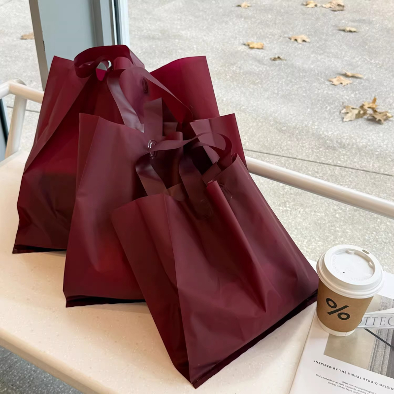 Torba za odjeću — debeli plastični materijal, dvostruko slojevita, debljina 16; Mu Ming Packaging marka; za pakiranje odjeće; duljina ručke 50 cm
