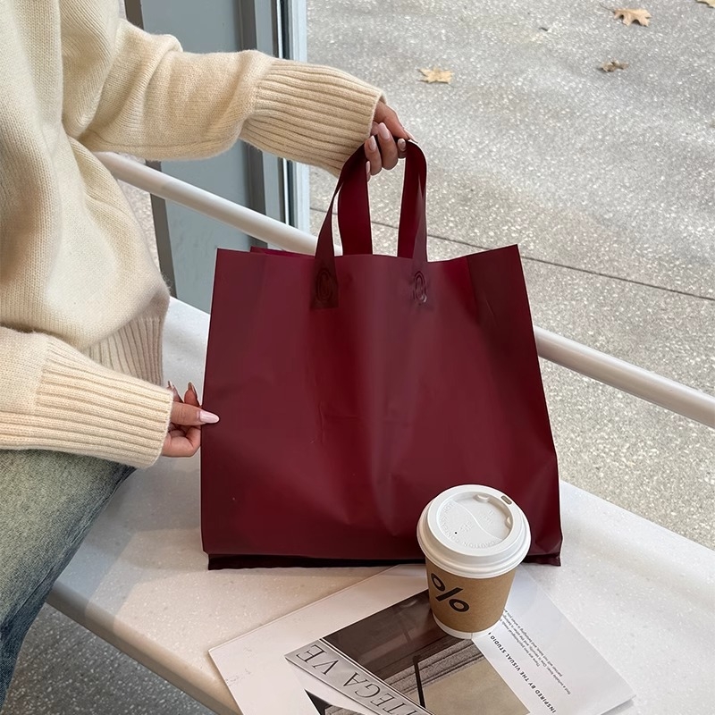 Torba za odjeću — debeli plastični materijal, dvostruko slojevita, debljina 16; Mu Ming Packaging marka; za pakiranje odjeće; duljina ručke 50 cm