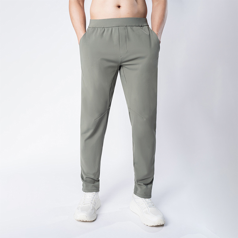 Lucen muške hlače s ravnim krojem, cropped dužina, velveteen materijal, elastični poliester, srednji pojas, svakodnevno nošenje kroz sve sezone