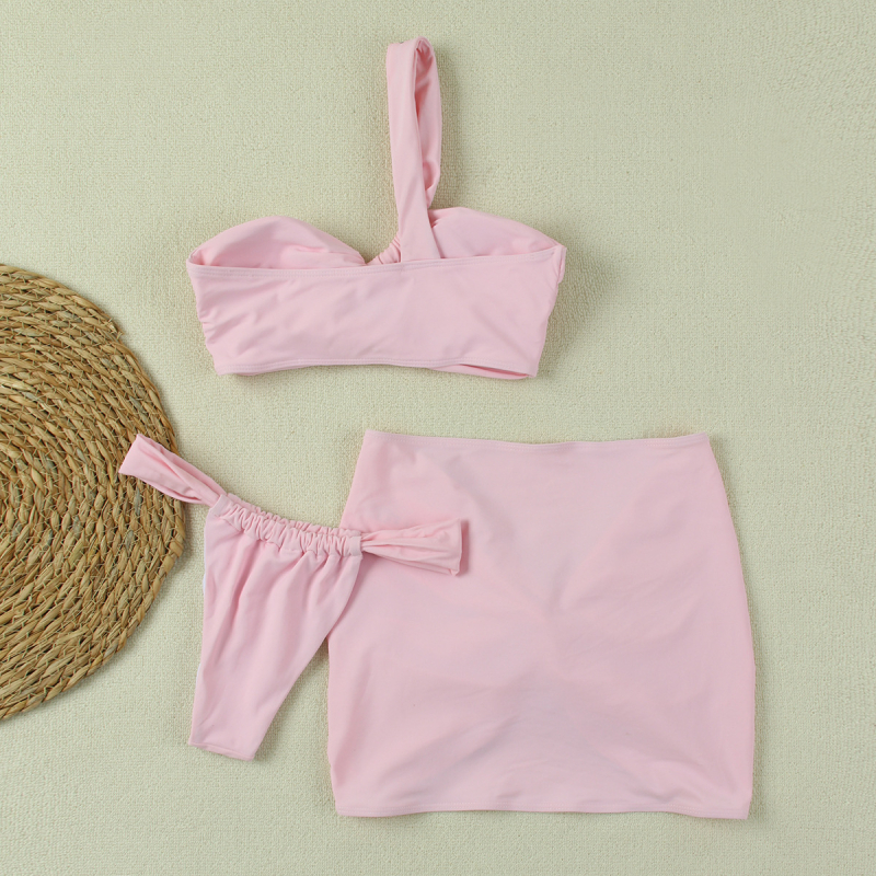 Ženski trodjelni bikini set s jednim ramom; s čeličnom podstavom i jastučićima za dekolte; jednobojni uzorak; vanjska tkanina poliester-nylon, podstava od spandexa