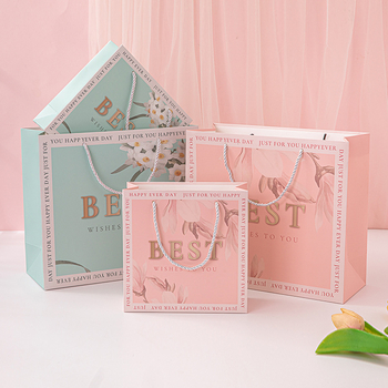 Darčeková taška v kórejskom štýle, taška z kartónu na kozmetiku a parfém, prispôsobiteľný logotyp, pôvod Yiwu Zhejiang