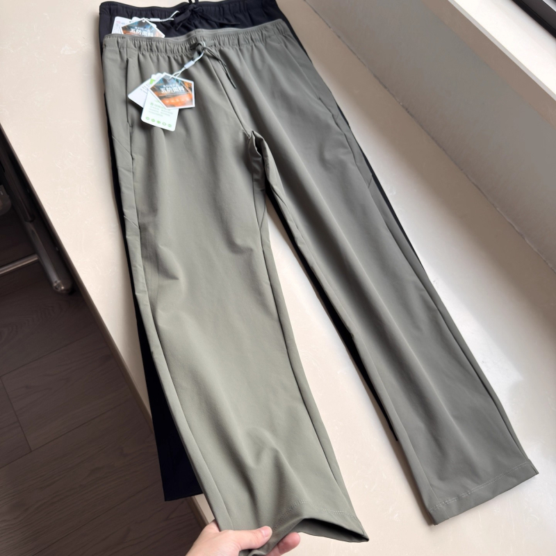 Pantaloni soft shell pentru drumeții — unisex, țesătură Twill pentru drumeții, culoare uni, sezon: iarnă, primăvară, toamnă