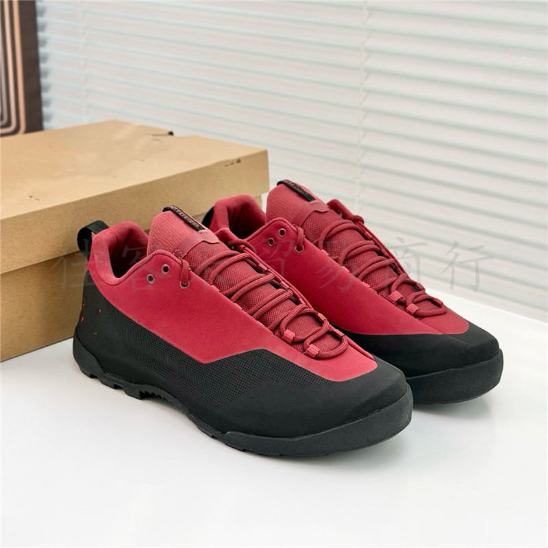 Pantofi de drumeție pentru bărbați, pentru toamnă - impermeabili, antiaderanți, rezistenți la abraziune, partea superioară din nubuk, talpă interioară din textil