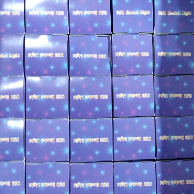 USB raketna svjetiljka — OEM prilagodba s logom, pojedinačne narudžbe, težina 0,2 kg, pakiranje od visokokvalitetnog kartona