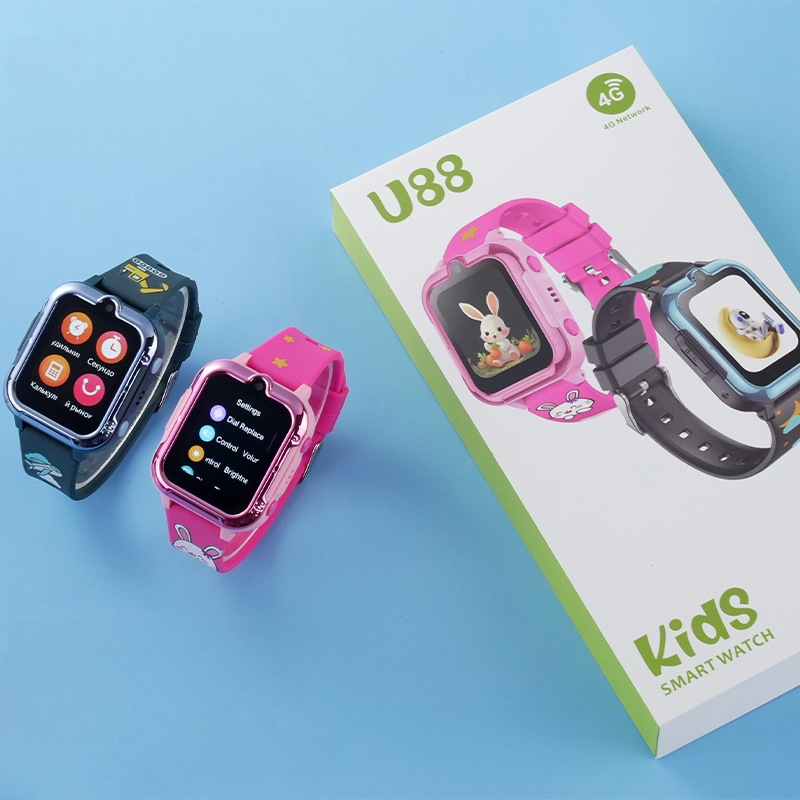 Ceas inteligent pentru copii cu apeluri telefonice, videoconvorbiri HD, localizare GPS precisă și suport multilingv