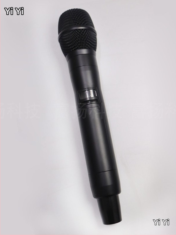 OK-88 Príslušenstvo pre mikrofón: Kovový plášť, Sieťový kryt, Kryt batérie, Prepínač mikrofónu a Zrkadlo