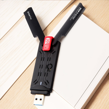 AX5400M Bežična USB mrežna kartica WiFi 6 za laptop/desktop — bez drajvera, 5400 Mbps, trokanalni transmiter/prijemnik