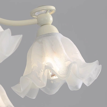 Francia stílusú vintage gyertyatartó csillár virágos matt kristályüveggel, LED világítás, vasból készült, SGS tanúsítvány, feszültség ≤36V, 10–15 m² fényhatár