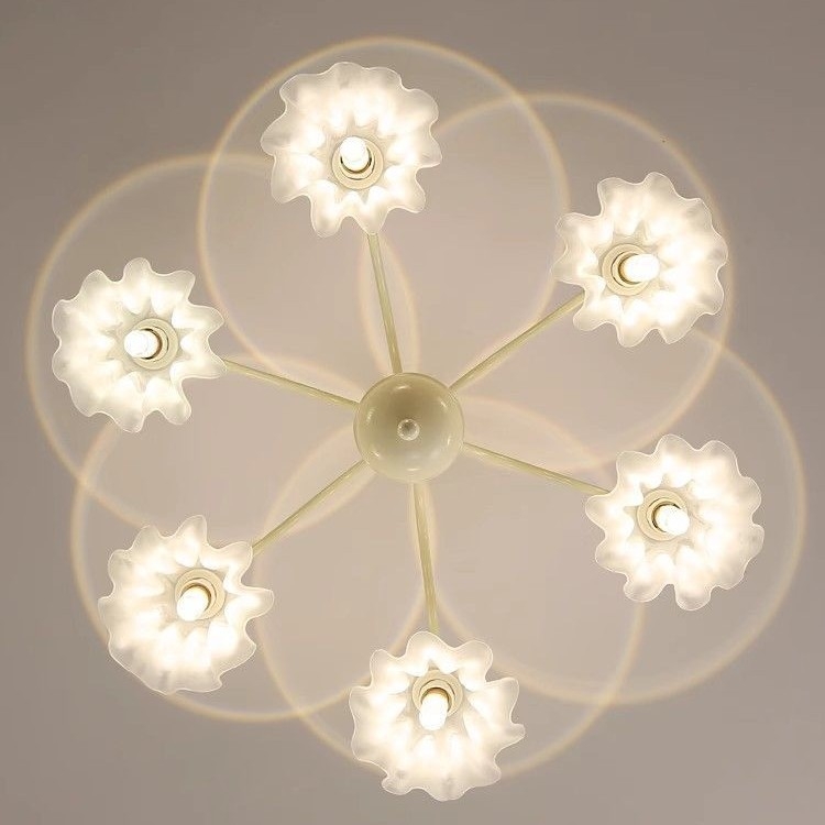 Francia stílusú vintage gyertyatartó csillár virágos matt kristályüveggel, LED világítás, vasból készült, SGS tanúsítvány, feszültség ≤36V, 10–15 m² fényhatár