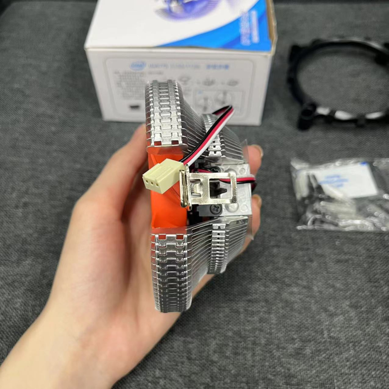 Cooler pentru CPU cu 4 țevi termice, răcire cu ventilator, rezistență la temperaturi înalte