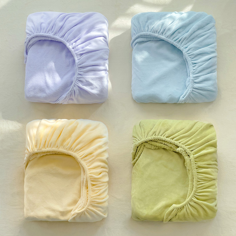 Set de pat 3 piese din velur de lapte, greutate 500–799 g, model cu dungi, imprimare reactiva