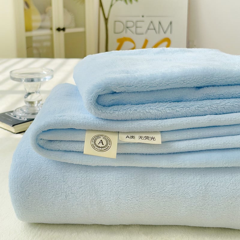 Set de pat 3 piese din velur de lapte, greutate 500–799 g, model cu dungi, imprimare reactiva