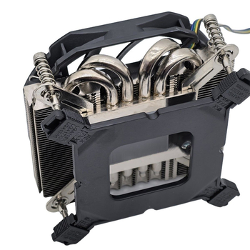 Radiator CPU cu suprafață nichelată, 4 țevi de căldură, răcire cu aer, funcționare silențioasă cu control inteligent al temperaturii (900–3000 RPM)