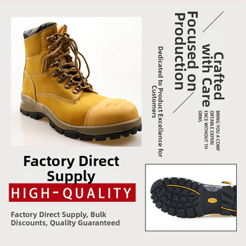 Protiúrazové vysoké pracovné topánky; protišmyková podrážka, ochrana proti nárazom; materiál: dvojvrstvová syntetická koža; vrchná časť: vysoká