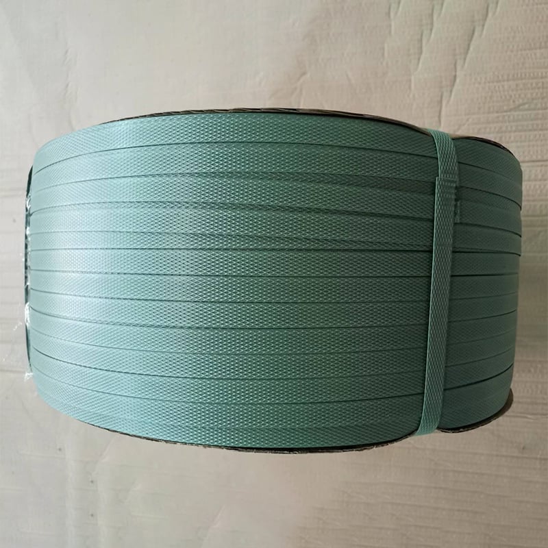 Bandă de ambalare PP pentru mașini de ambalat manuale/semiautomate — grosime 0,9 mm, rezistență la tracțiune 40, diametru exterior al rolei 40, diametru interior 20