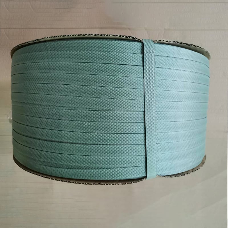 Bandă de ambalare PP pentru mașini de ambalat manuale/semiautomate — grosime 0,9 mm, rezistență la tracțiune 40, diametru exterior al rolei 40, diametru interior 20