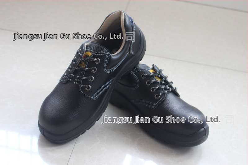 WS6610 Pantofi de protecție cu talpă joasă și vârf din oțel – rezistenți la acid și bază, rezistenți la lovire și perforare, rezistenți la ulei, piele de vită, talpă PU