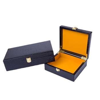 Cutie cadou pentru curea din fibreboard, ștampilă la cald argintie, interior din flanel auriu-gălbui, model PHDB0123, personalizabil