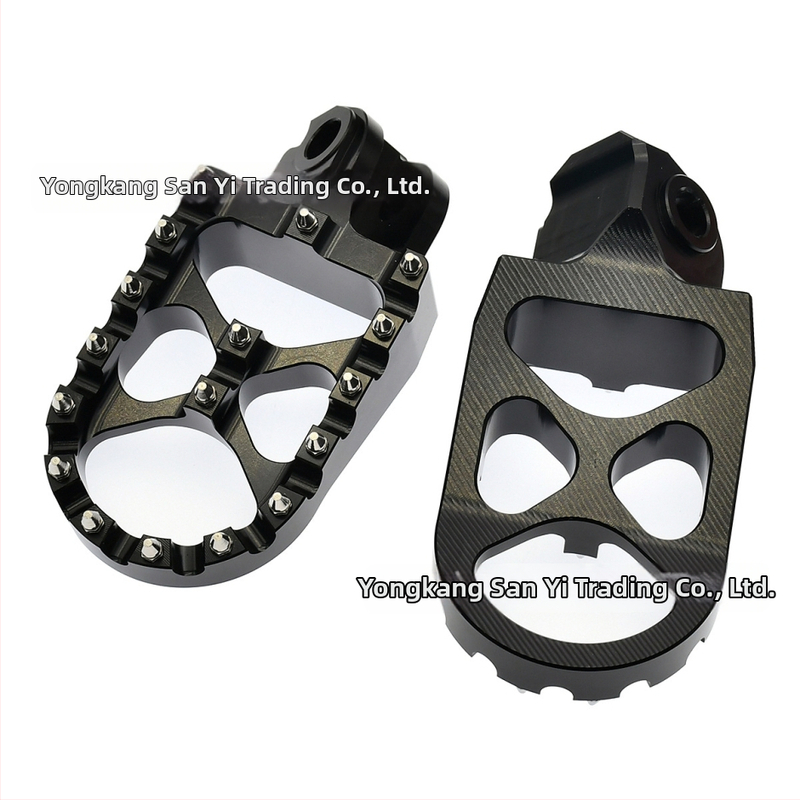 Predné pedále pre terénny motocykel – CNC opracované z 6061-T6 hliníkového zliatku, protišmykové výstupky, XCMT, kompatibilné s KTM EXC SX XCF SXF XC XCW XCFW 65–150