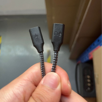 OTG adaptér io04 pre Lavalier mikrofón, slúchadlá a zvukovú kartu, kompatibilný s Androidom aj Apple, iOS adaptér pre živé vysielanie a nabíjanie