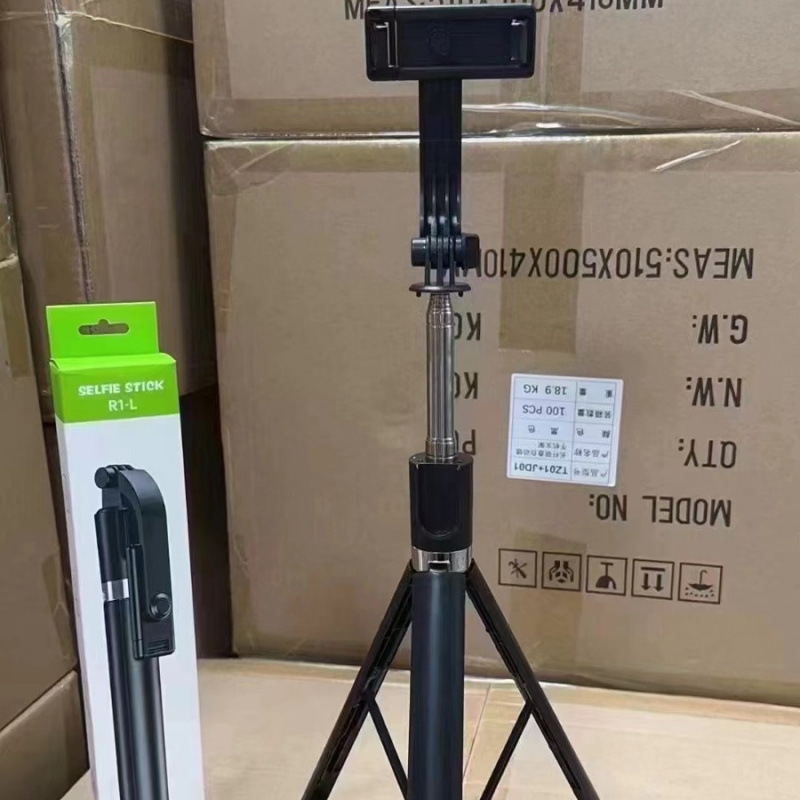 Селфи стика със светлина и Bluetooth дистанционно, тринога за пътуване и на открито, пластмасова конструкция