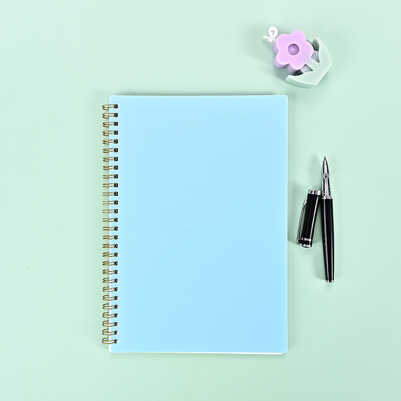 Бележник със спирално подвързване, прост и модерен стил; 60 страници, персонализируемо тегло на хартия, възможност за персонализирана обработка.