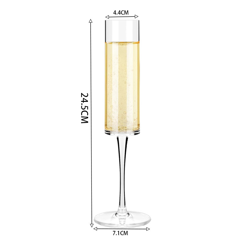 Jednokratna plastična čaša, prozirna visoka šampanj stil; moguć tisak loga; materijal: plastika; debljina stijenke 0,3–0,6 mm; pakiranje: čaša.