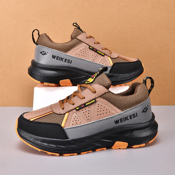 Niske planinarske tenisice za vanjsku upotrebu s antislip gumom, gornji dio od sintetičke kože, mrežasti unutrašnji dio, prednje vezivanje, pogodne za sve sezone