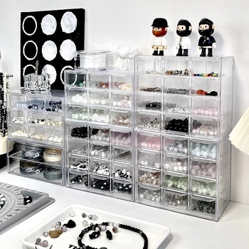 Gyöngy tároló doboz - fiókos asztali típus, átlátszó PET anyag, többszintű rekeszek, fa erezet mintázat, japán stílus