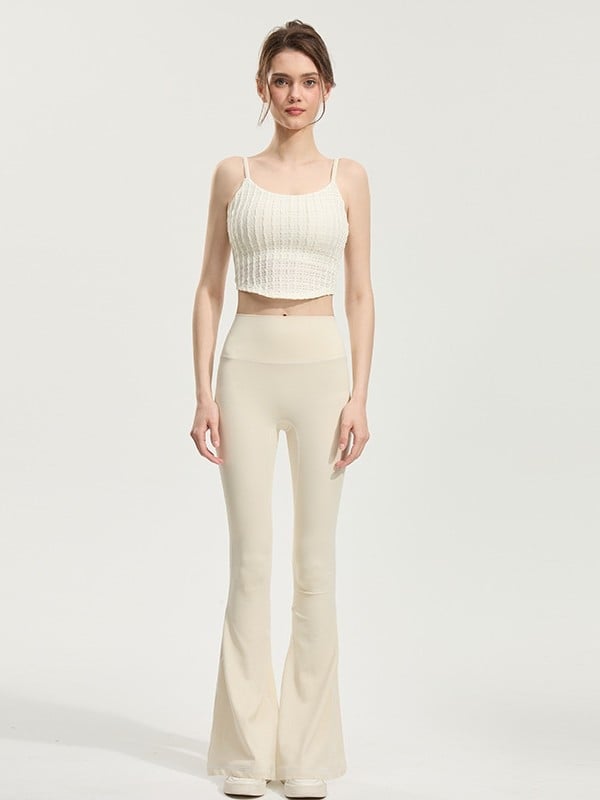 Αθλητικό σουτιέν με νάιλον που απομακρύνει την υγρασία; επένδυση 80% νάιλον, 20% σπάντεξ; δίχτυ 96% πολυεστέρας, 6% σπάντεξ; κατάλληλο για τρέξιμο, γυμναστική και γιόγκα.