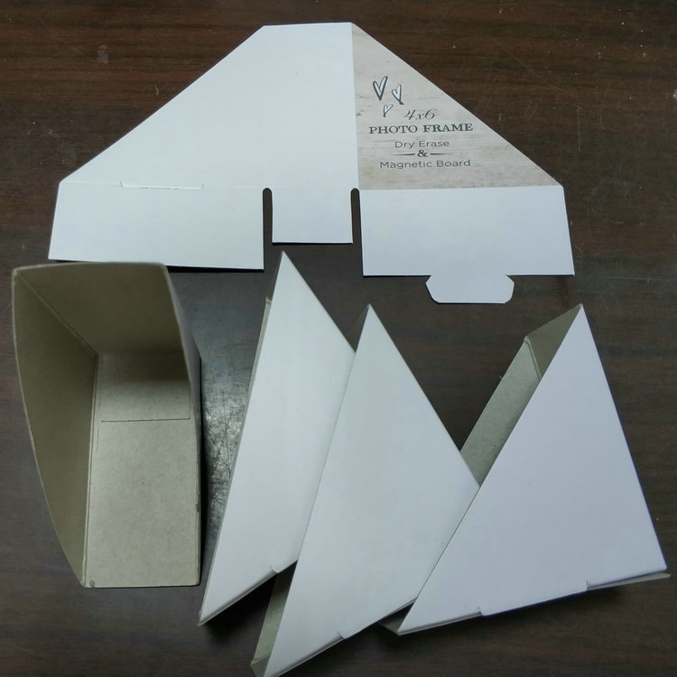 Zárható papírsarokvédő ajtókhoz, ablakokhoz és tükrökhöz – háromoldalas kraft papírból és hullámpapírból készült sarokvédő keretekhez