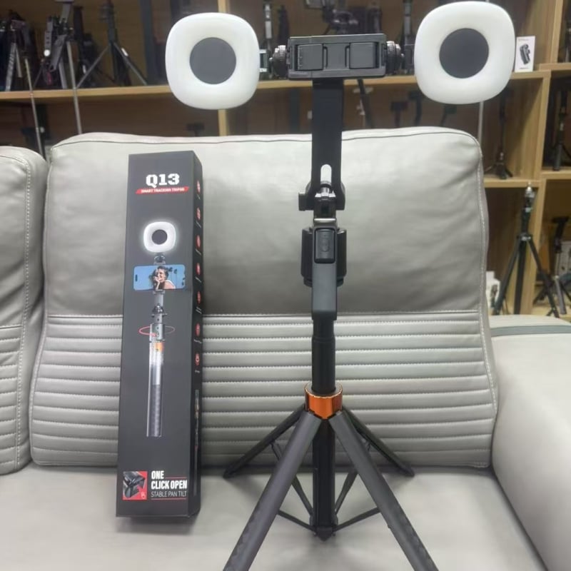 Q13 Гимбал за смартфон с AI разпознаване на лица и двойно осветяване, автоматично проследяване, дистанционно управление и Bluetooth