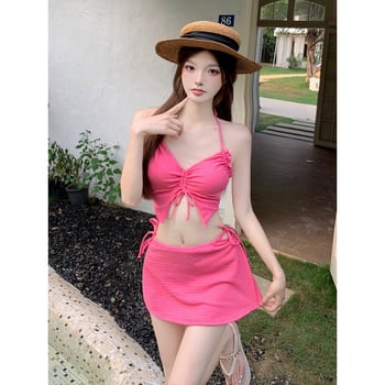 Женски тричаст бикини комплект с долнище в стил пола, бързосъхнеща полиестерна материя, подплътени чашки