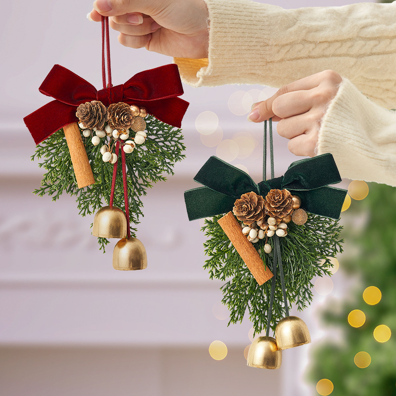 Коледен венец за врата с висящи звънчета – пластмаса и плат, марка Zhenhuan