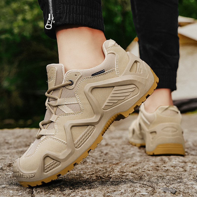 Férfi taktikai bakancs túrázáshoz – műbőr felsőrész, PU talp, PU belső, alacsony cső