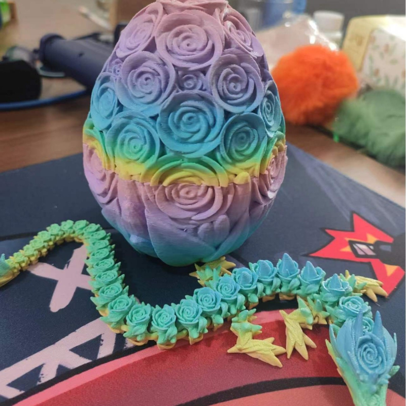 Set ukrasnog jaja zmaja - 3D ispis, PLA materijal, dizajn ruže, prilagodljiv