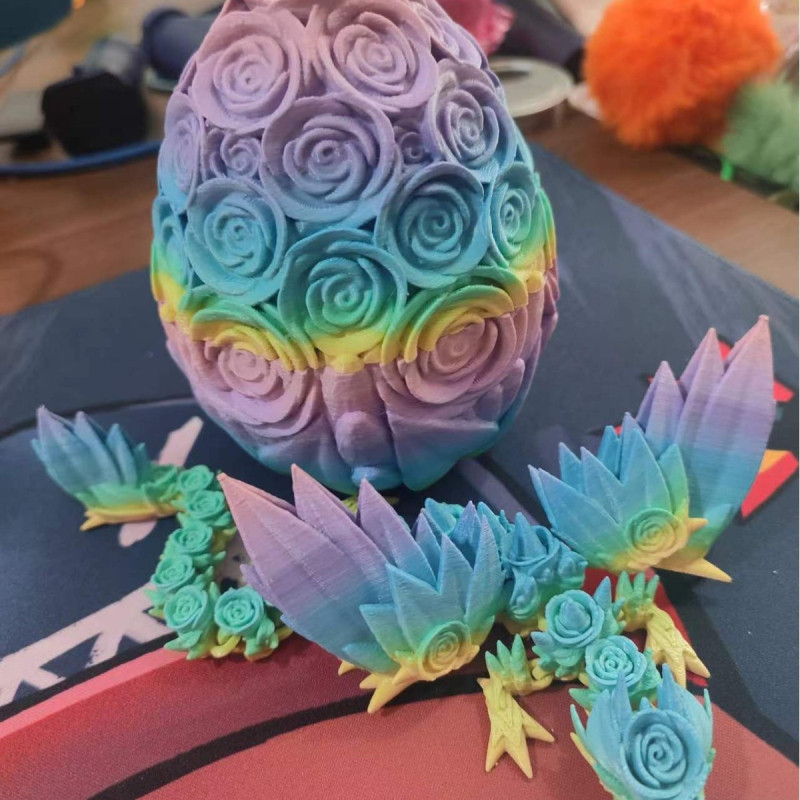 Set ukrasnog jaja zmaja - 3D ispis, PLA materijal, dizajn ruže, prilagodljiv