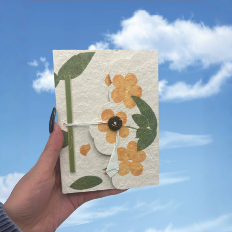 Ръчно изработен дневник - носталгичен ретро стил с подвижни листове, 30 страници, хартия 40 г, хартия от суров дървен пулп