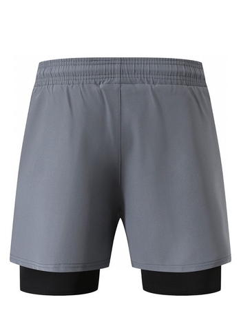 Muške trkačke šorceve, slobodnog kroja, srednji pojas, podstava od najlona, brzo-sušeći poliester materijal, duljina 5/4
